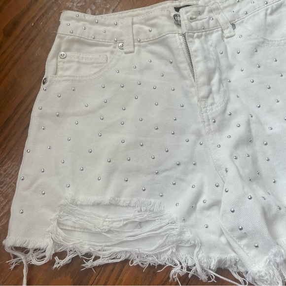 Nordstrom Truce Lot two Girl’s Denim Shorts Patch Work Stud 12/14 - Picture 7 of 12